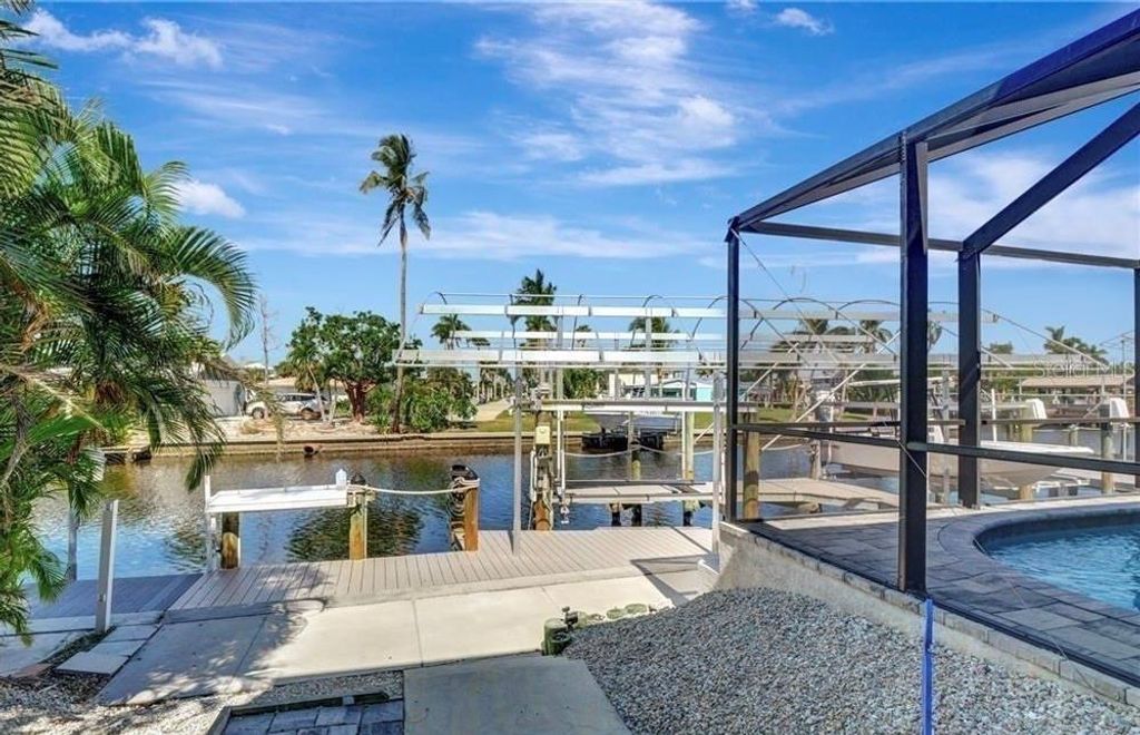 Image 37 of property listing at 3420 1ST AVENUE, St James City, FL 33956