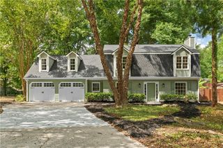 2743 Saddle Ridge Lake Drive, Marietta, GA 30062