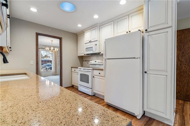 1323 Nixon Avenue, Eau Claire, WI 54701