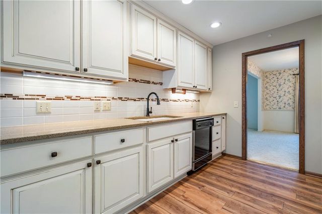 1323 Nixon Avenue, Eau Claire, WI 54701