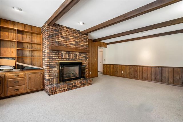 1323 Nixon Avenue, Eau Claire, WI 54701