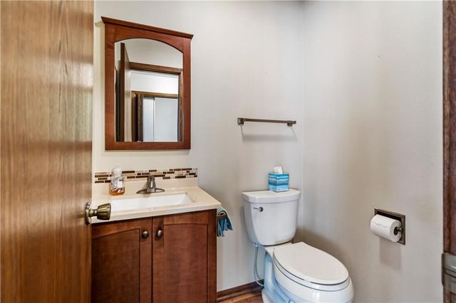 1323 Nixon Avenue, Eau Claire, WI 54701