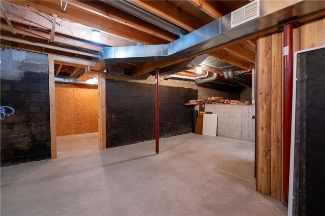 1323 Nixon Avenue, Eau Claire, WI 54701