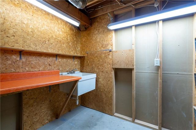 1323 Nixon Avenue, Eau Claire, WI 54701