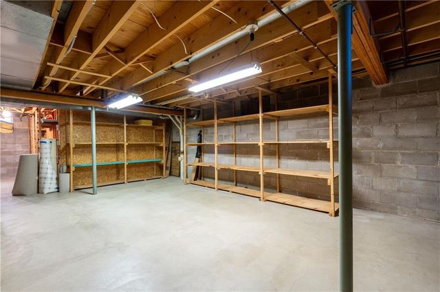 1323 Nixon Avenue, Eau Claire, WI 54701