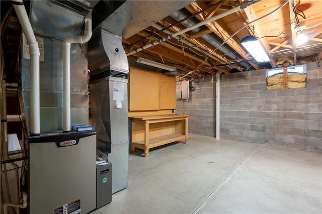 1323 Nixon Avenue, Eau Claire, WI 54701