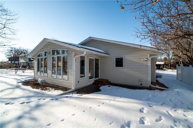 1323 Nixon Avenue, Eau Claire, WI 54701