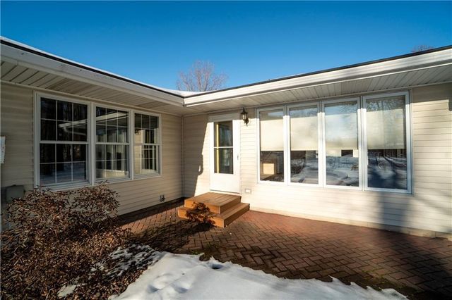 1323 Nixon Avenue, Eau Claire, WI 54701