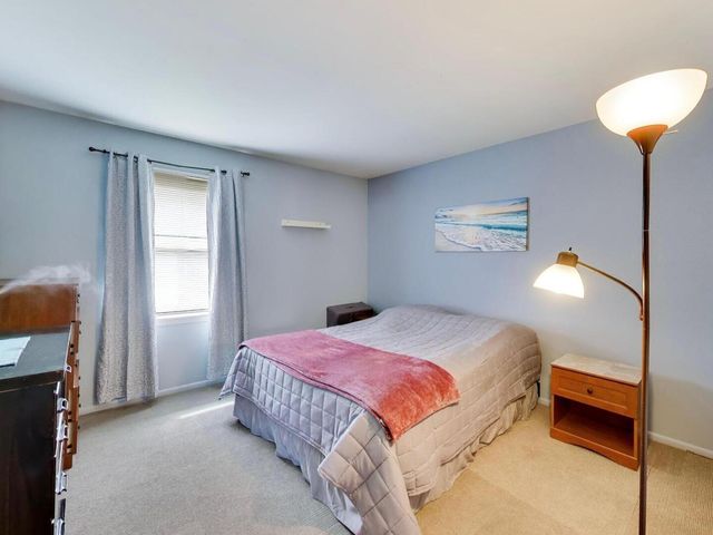 139 W Melody Lane, Woodstock, IL 60098