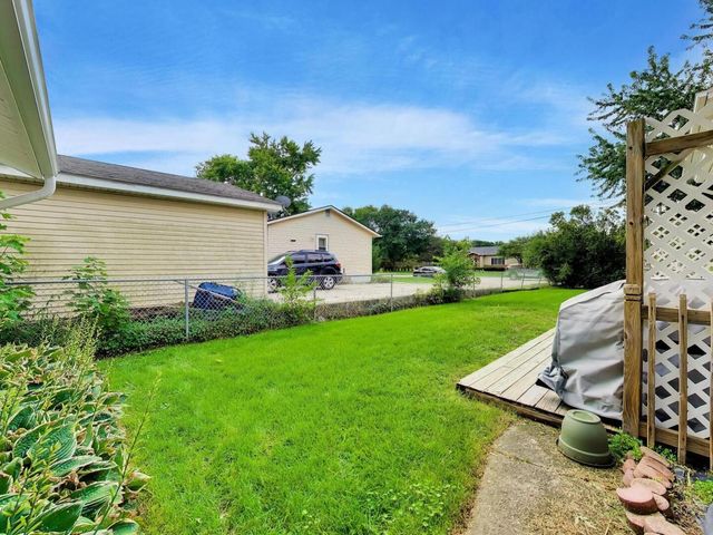 139 W Melody Lane, Woodstock, IL 60098