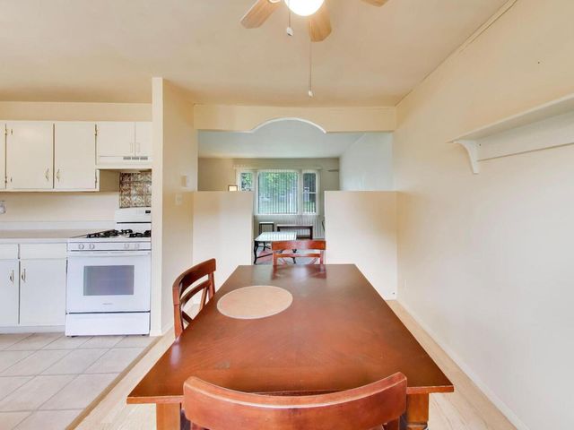 139 W Melody Lane, Woodstock, IL 60098