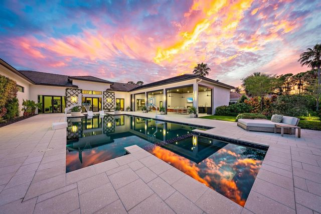 6634 Audubon Trace W, West Palm Beach, FL 33412