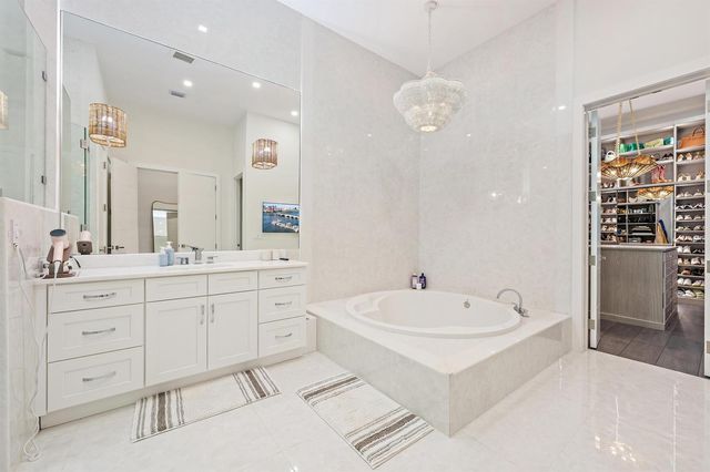 6634 Audubon Trace W, West Palm Beach, FL 33412
