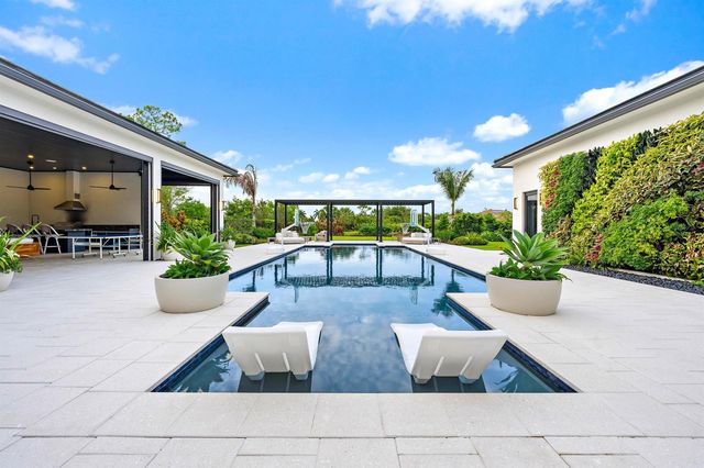 6634 Audubon Trace W, West Palm Beach, FL 33412