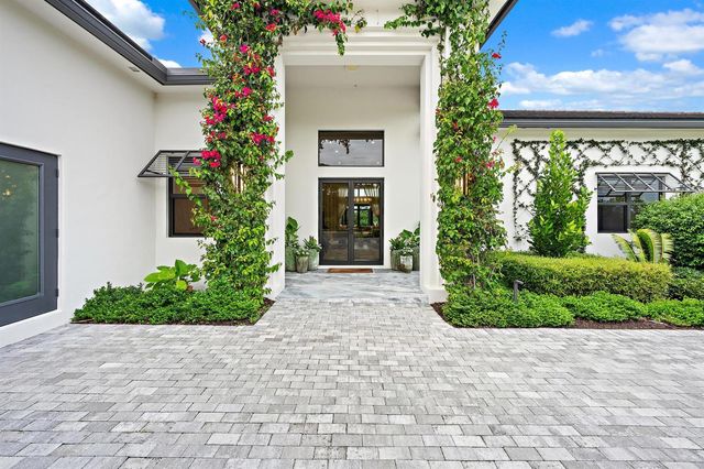 6634 Audubon Trace W, West Palm Beach, FL 33412