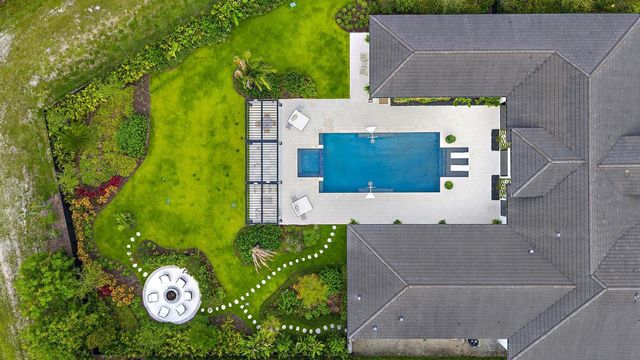 6634 Audubon Trace W, West Palm Beach, FL 33412