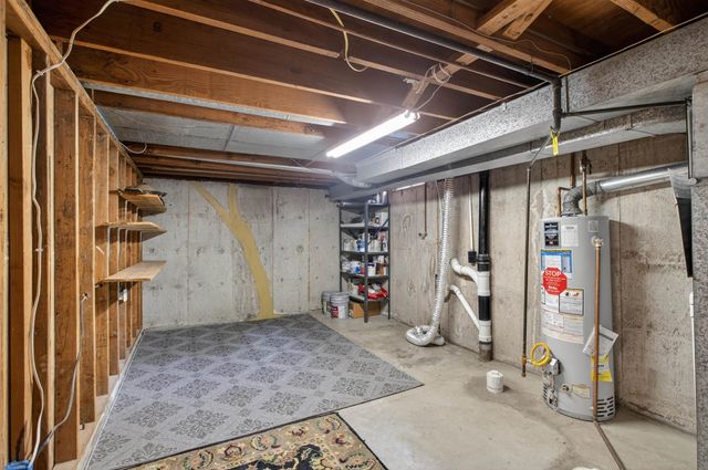 1720 N Gow St, Wichita, KS 67203