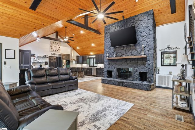 115 Chapel Wood Drive, Anderson, SC 29626