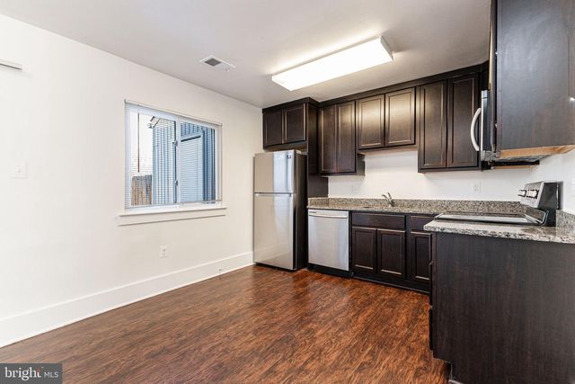 1024 QUEENS CT, Herndon, VA 20170
