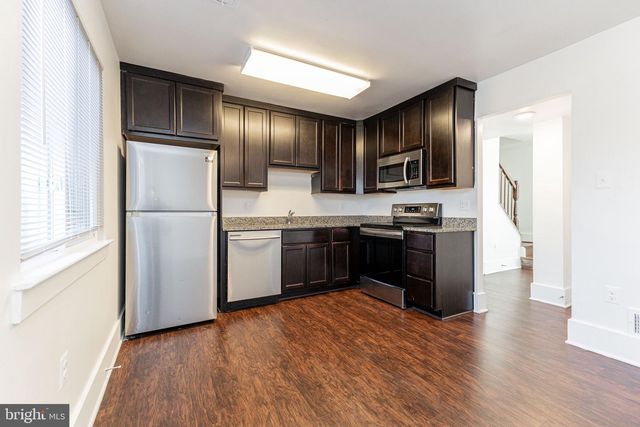 1024 QUEENS CT, Herndon, VA 20170