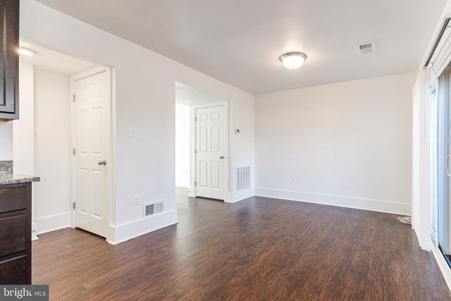 1024 QUEENS CT, Herndon, VA 20170