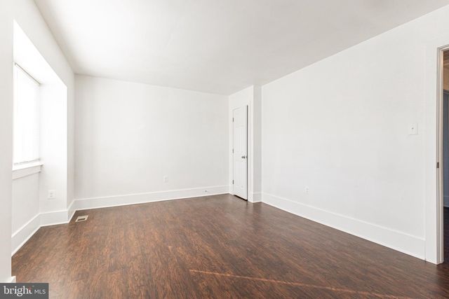 1024 QUEENS CT, Herndon, VA 20170
