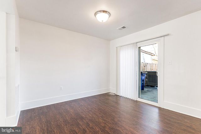 1024 QUEENS CT, Herndon, VA 20170
