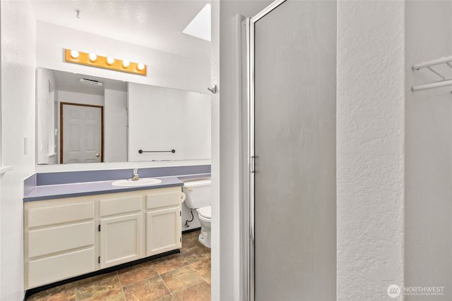 1321 Clover Loop SE, Olympia, WA 98513