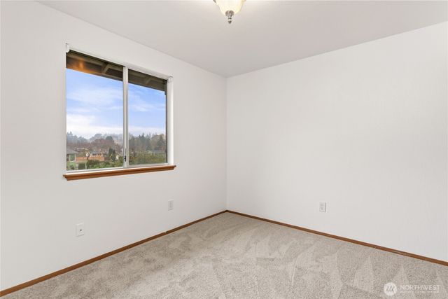 1321 Clover Loop SE, Olympia, WA 98513