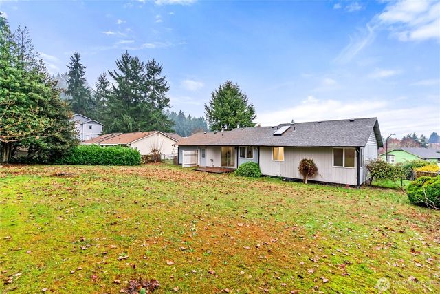 1321 Clover Loop SE, Olympia, WA 98513
