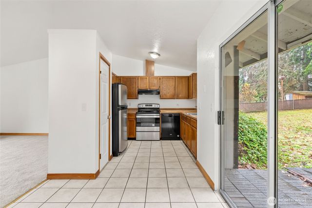 1321 Clover Loop SE, Olympia, WA 98513