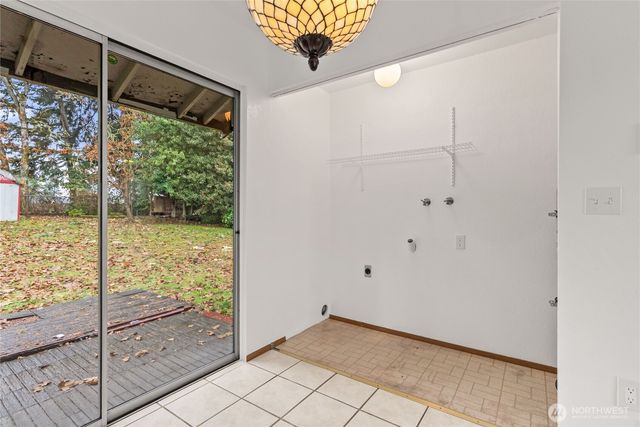 1321 Clover Loop SE, Olympia, WA 98513