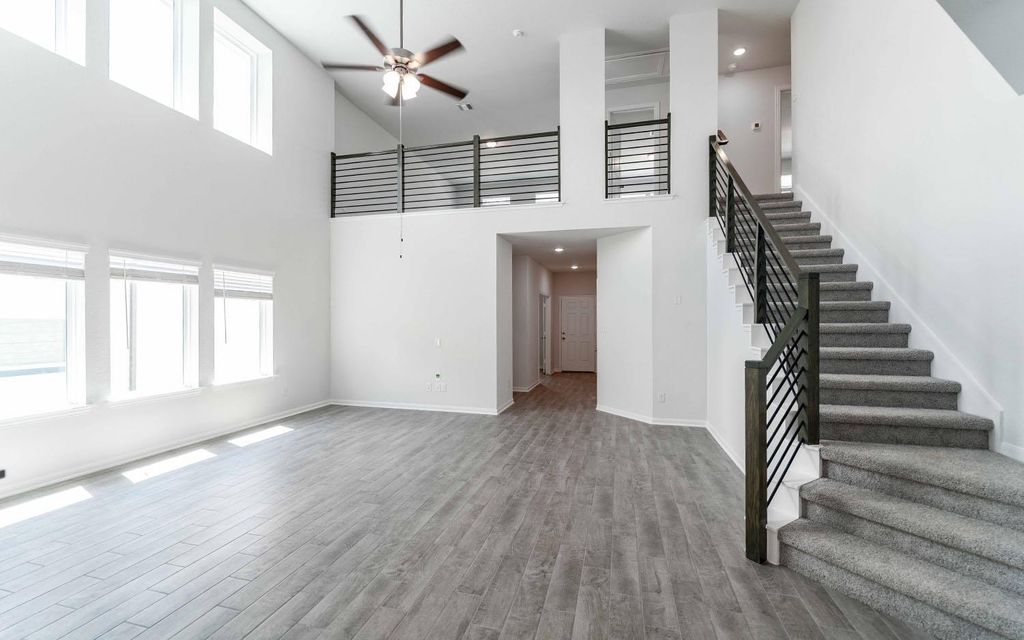 1216 Sweden, Seguin, TX 78155