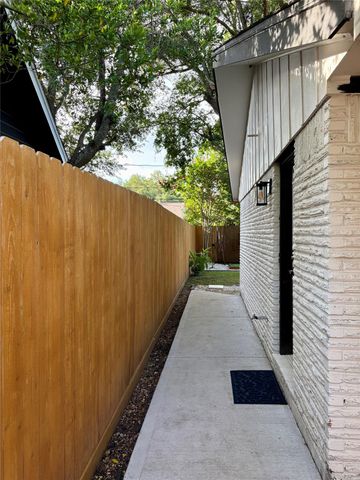 4406 Benning Drive, Houston, TX 77035