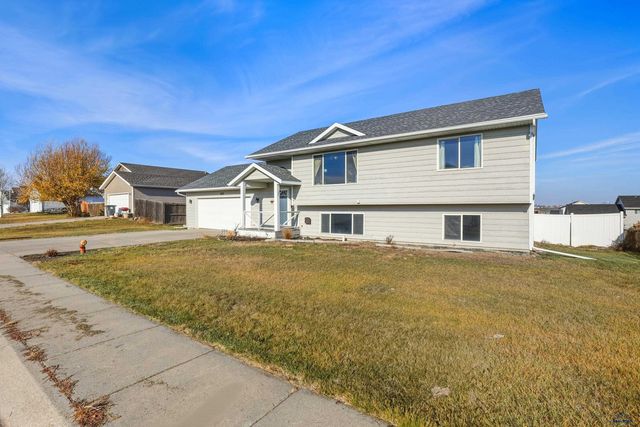 320 GRANDEUR LN, Rapid City, SD 57719