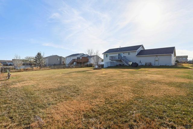 320 GRANDEUR LN, Rapid City, SD 57719