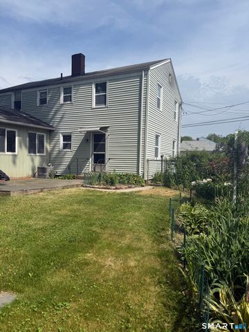 43 Pioneer Circle, Manchester, CT 06040