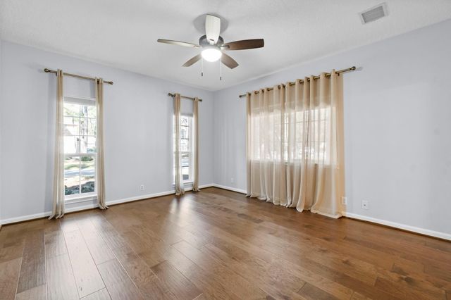 29 Tanager Trail, The Woodlands, TX 77381