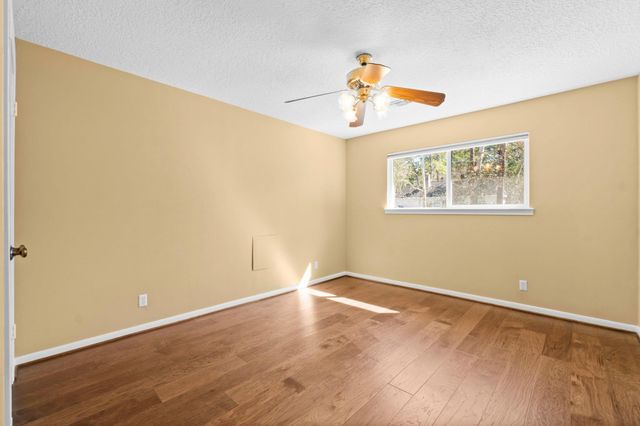 29 Tanager Trail, The Woodlands, TX 77381