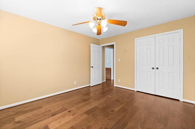 29 Tanager Trail, The Woodlands, TX 77381