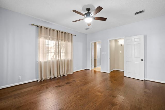 29 Tanager Trail, The Woodlands, TX 77381