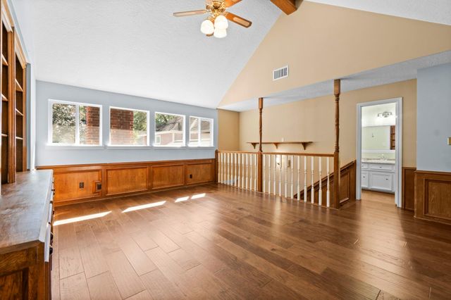 29 Tanager Trail, The Woodlands, TX 77381