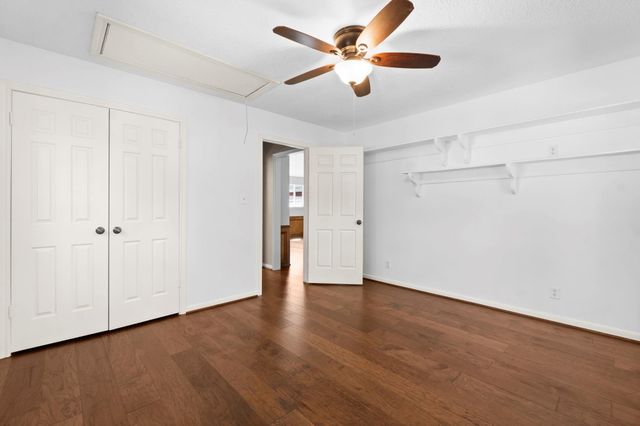 29 Tanager Trail, The Woodlands, TX 77381