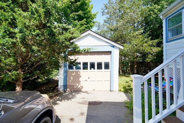 52 Meagher Ave, Milton, MA 02186