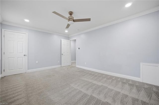 712 White Hall LN, Virginia Beach, VA 23462