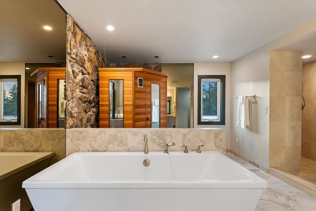 4302 N Indian Bluff Rd, Spokane, WA 99224