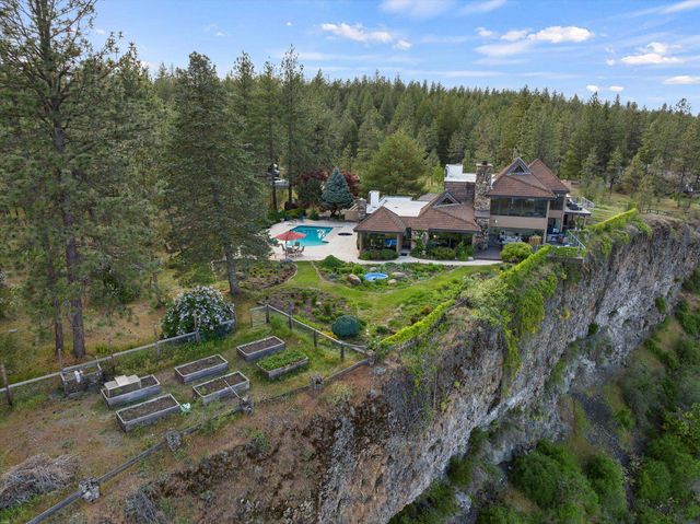 4302 N Indian Bluff Rd, Spokane, WA 99224