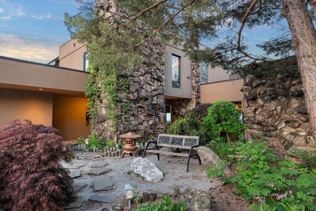 4302 N Indian Bluff Rd, Spokane, WA 99224