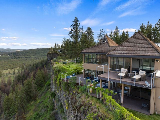 4302 N Indian Bluff Rd, Spokane, WA 99224