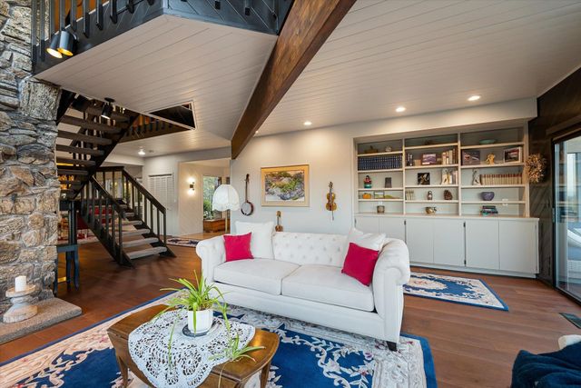 4302 N Indian Bluff Rd, Spokane, WA 99224